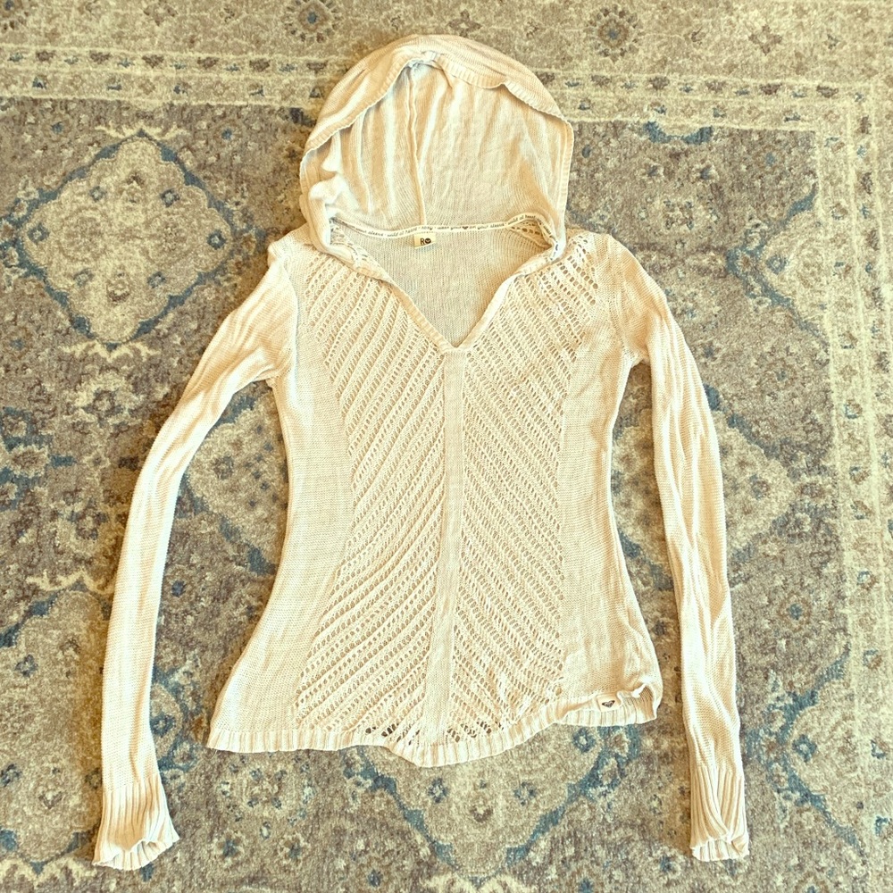 Roxy tan size medium crochet pull over